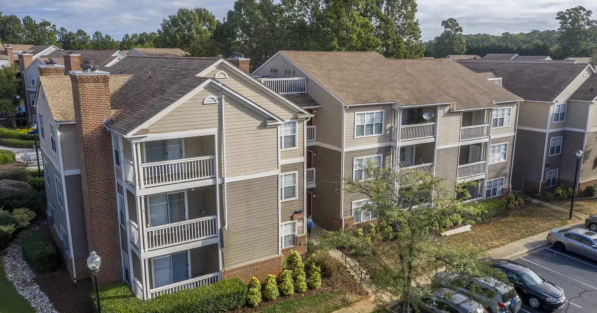 Modern Apartments in North Raleigh Windsor Falls